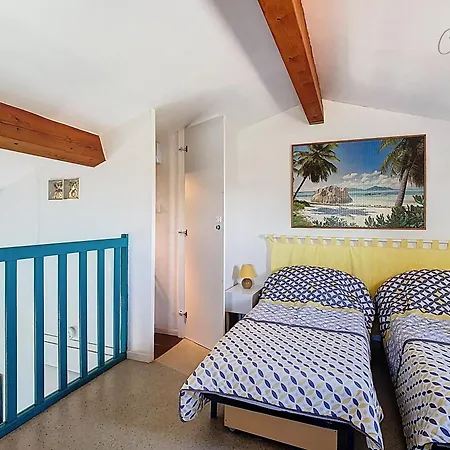 Duplex Bonita Vista - Vue En Face De La De * Vias